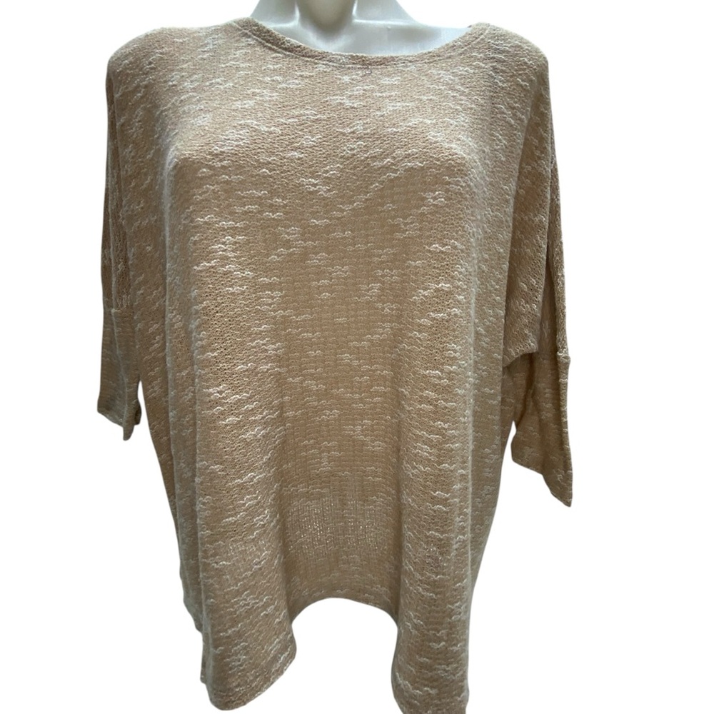 * Forever 21 large knit short sleeve top Beige Sweater Top round neckline